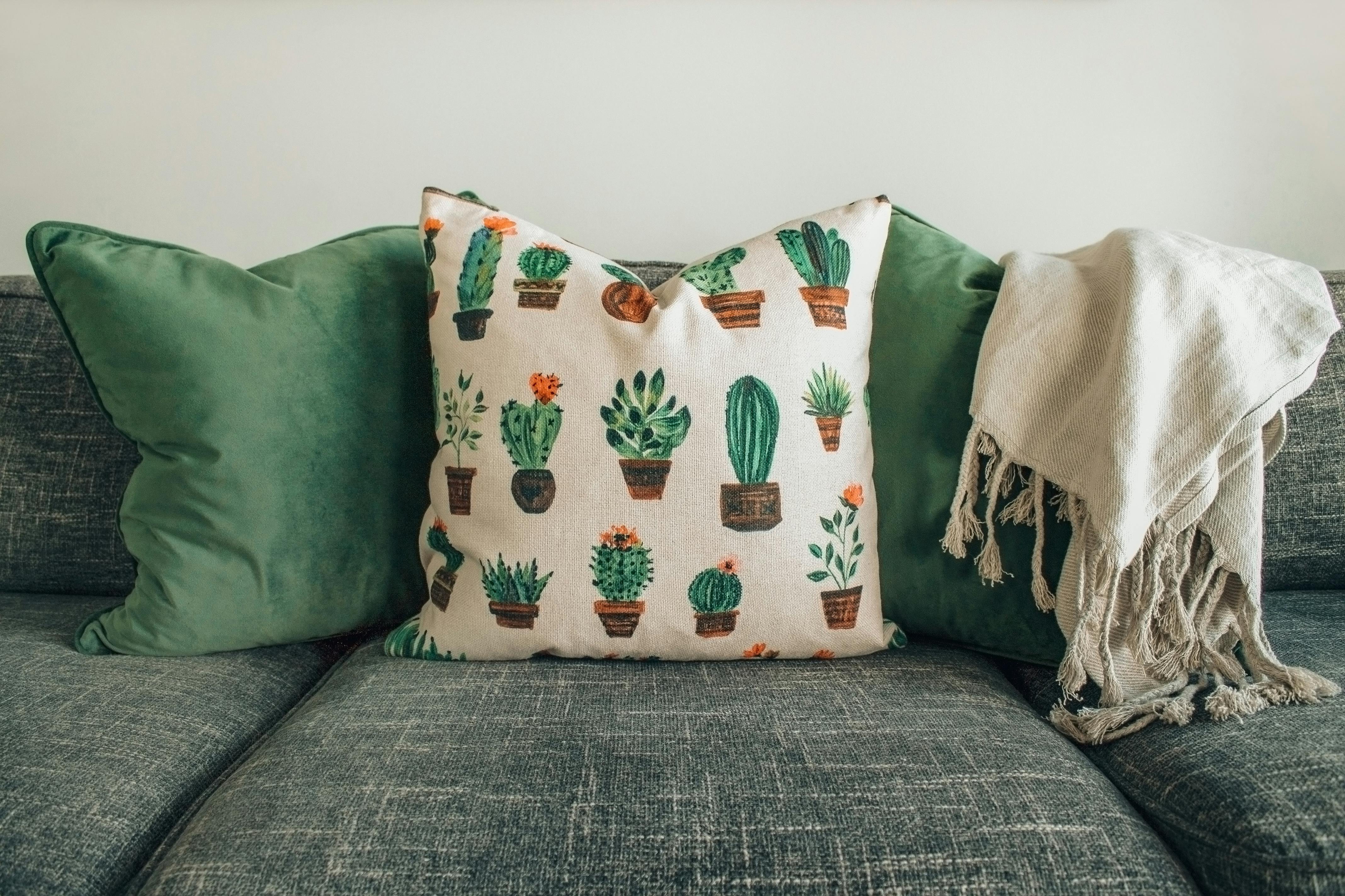 Soft Neutral Throw